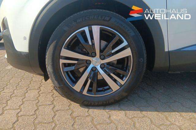 Fahrzeugbild eines Peugeot 3008