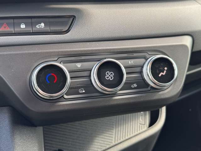 Fahrzeugbild eines Renault Master