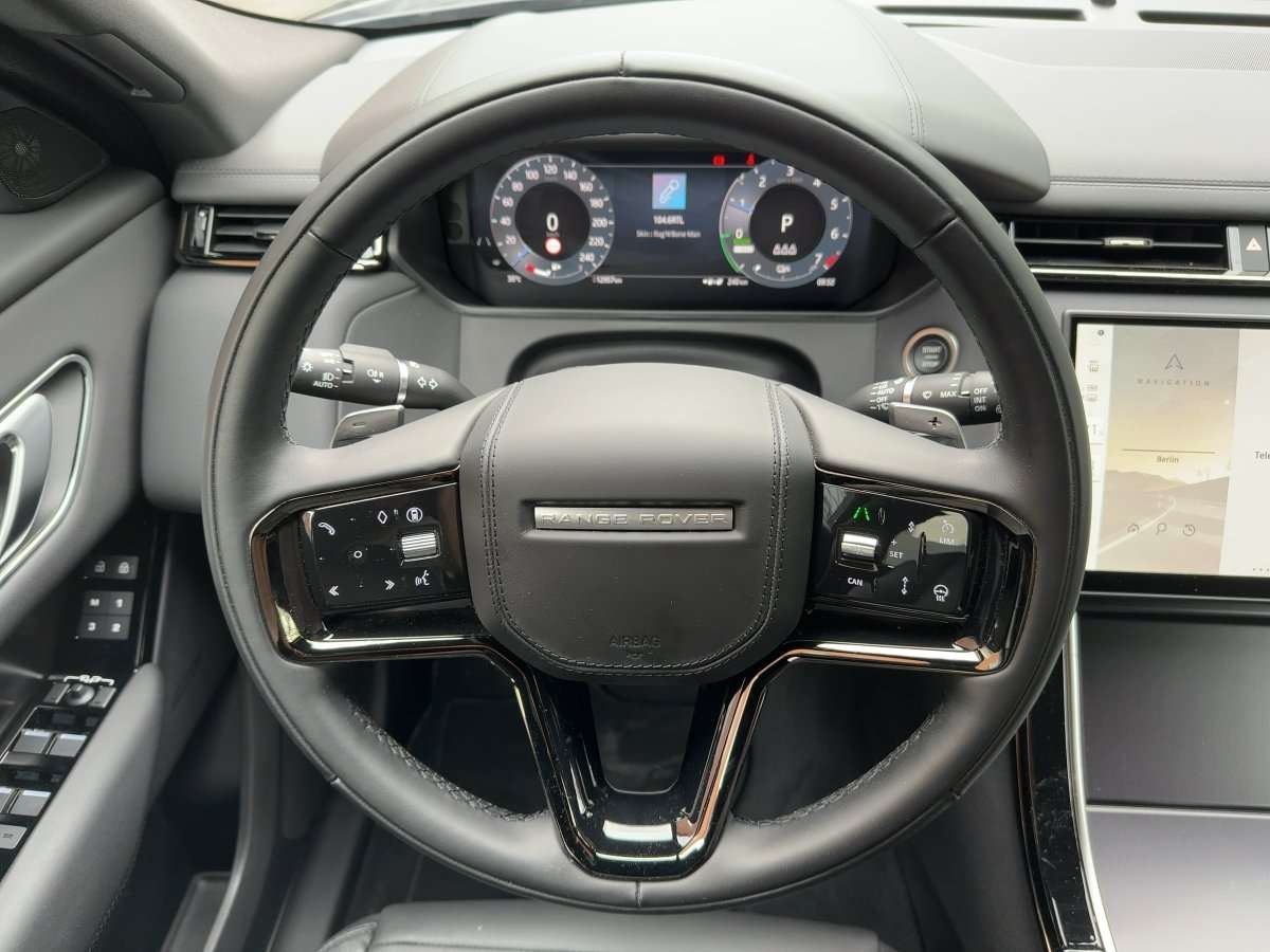 Fahrzeugbild eines Land Rover Range Rover Velar