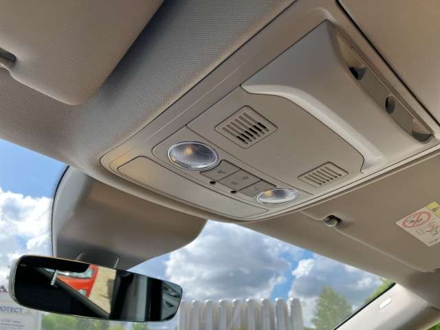 Fahrzeugbild eines Volkswagen Sharan