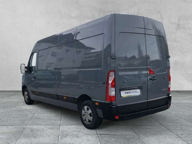 Fahrzeugbild eines Renault Master