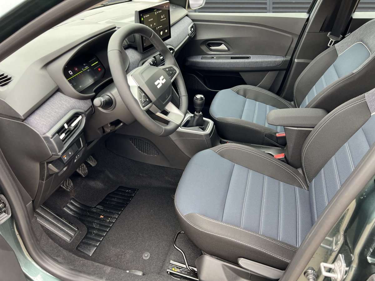 Fahrzeugbild eines Dacia Sandero