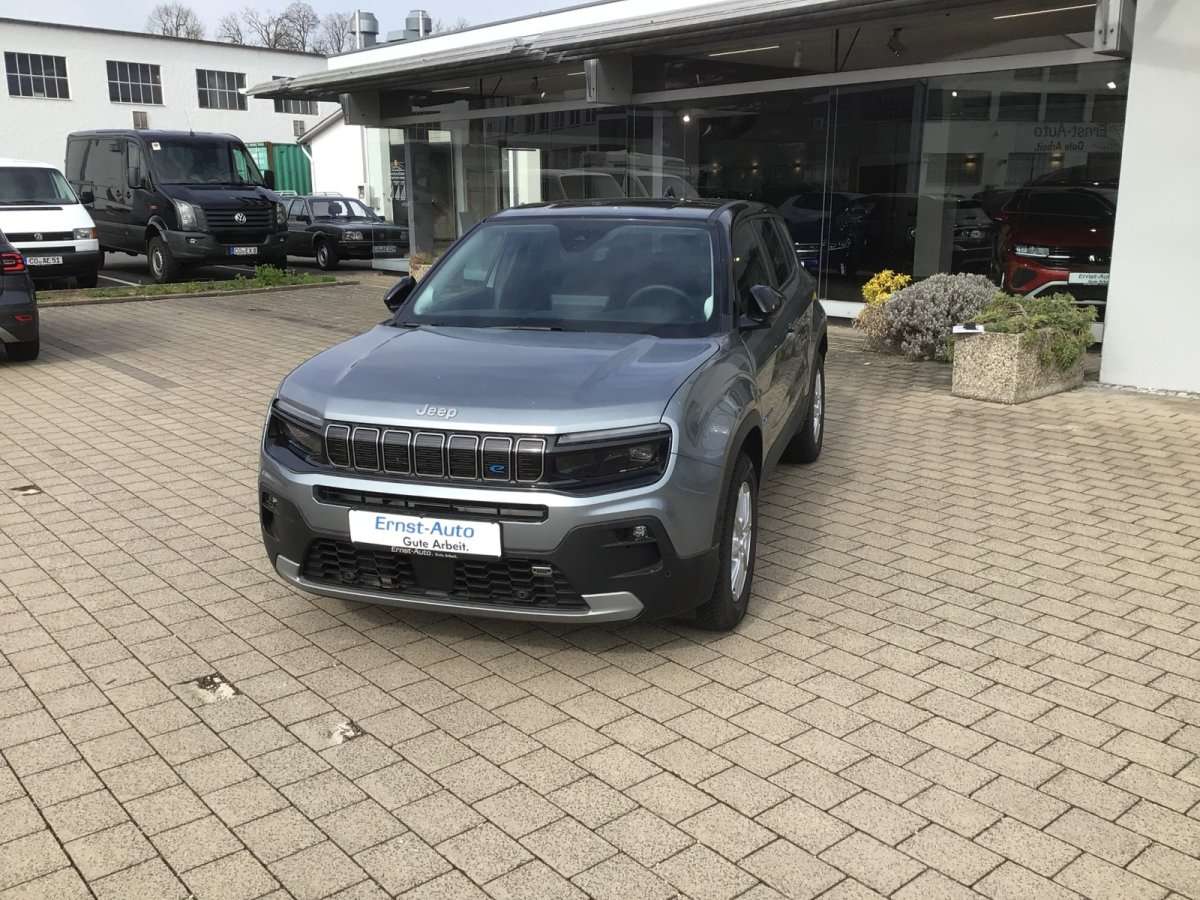 Fahrzeugbild eines Jeep Avenger