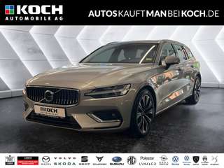 Schräge Frontansicht auf einen Volvo V60 , freigestellt