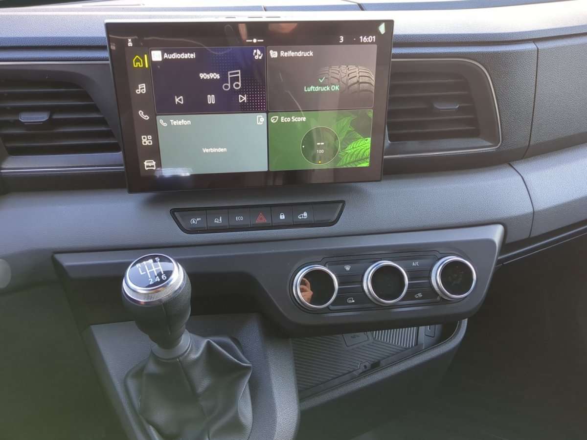 Fahrzeugbild eines Renault Master