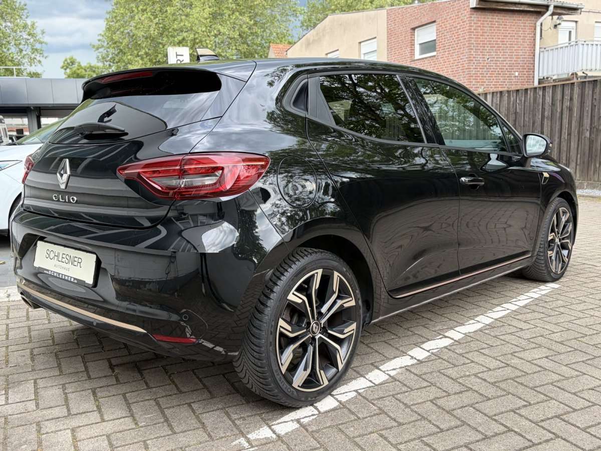 Fahrzeugbild eines Renault Clio