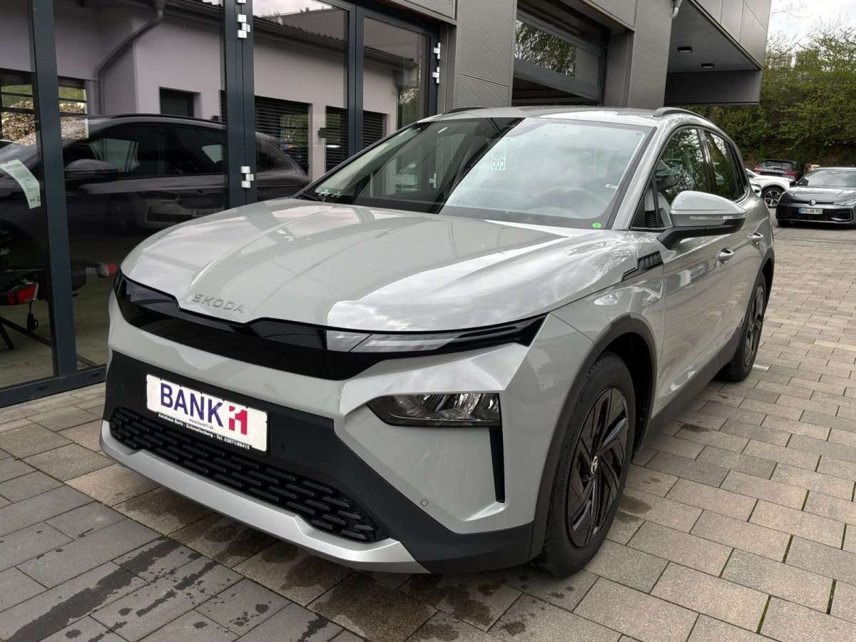 Fahrzeugbild eines Skoda ELROQ