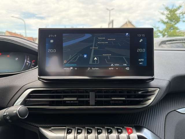 Fahrzeugbild eines Peugeot 5008
