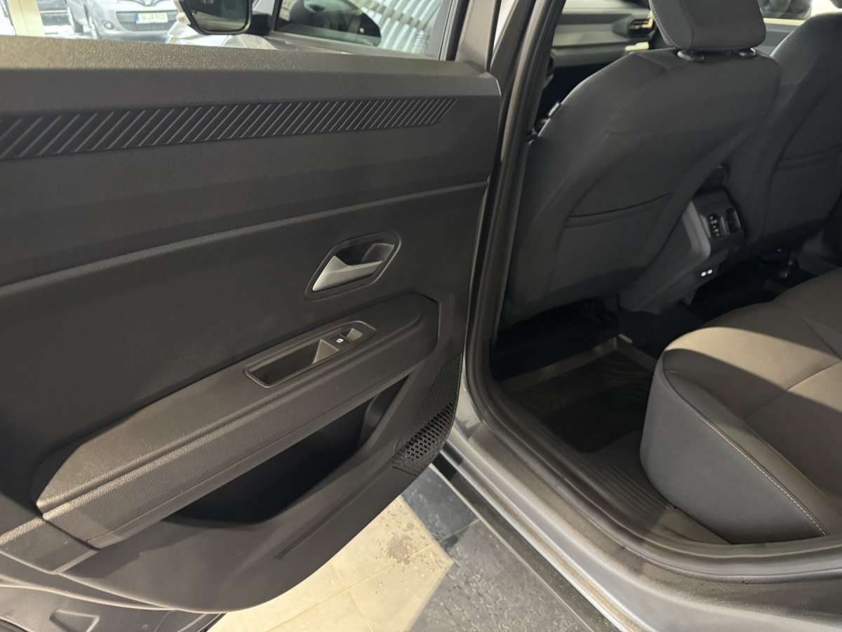 Fahrzeugbild eines Dacia Bigster