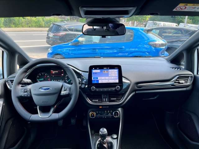 Fahrzeugbild eines Ford Fiesta