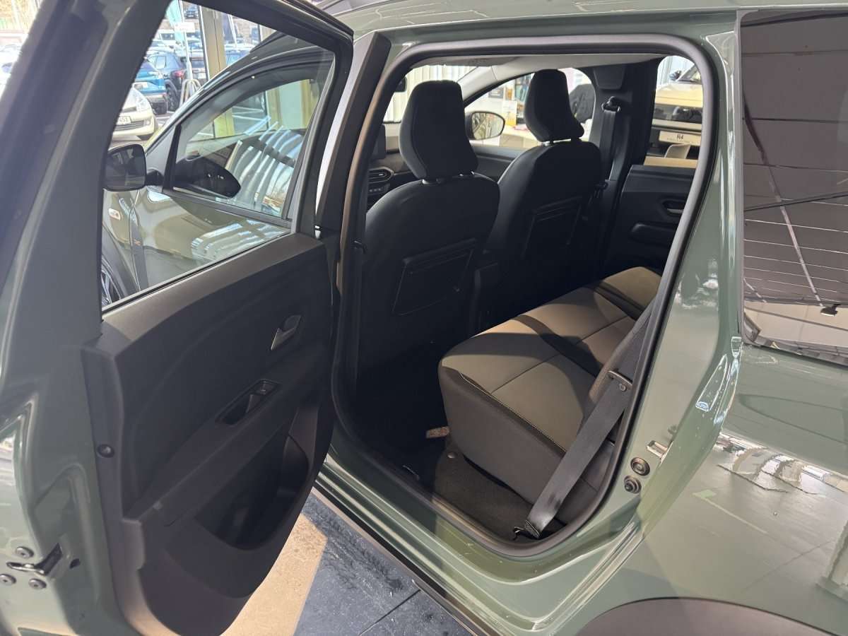 Fahrzeugbild eines Dacia Jogger