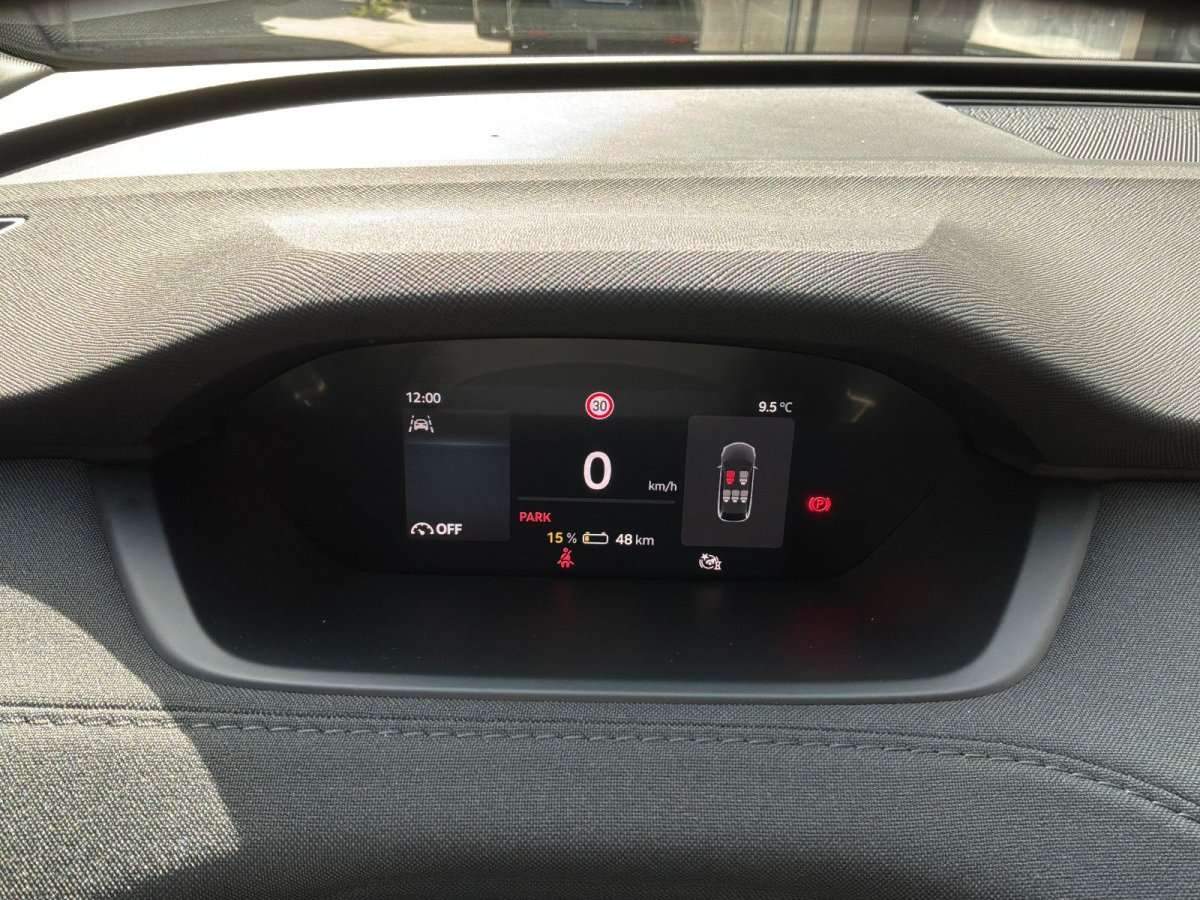 Fahrzeugbild eines Skoda ELROQ