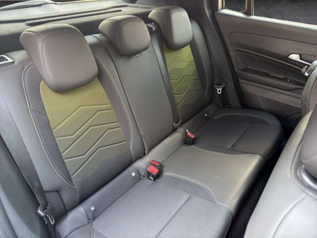 Fahrzeugbild eines Jeep Avenger