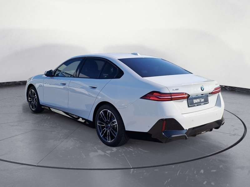 Fahrzeugbild eines BMW 5er-Reihe
