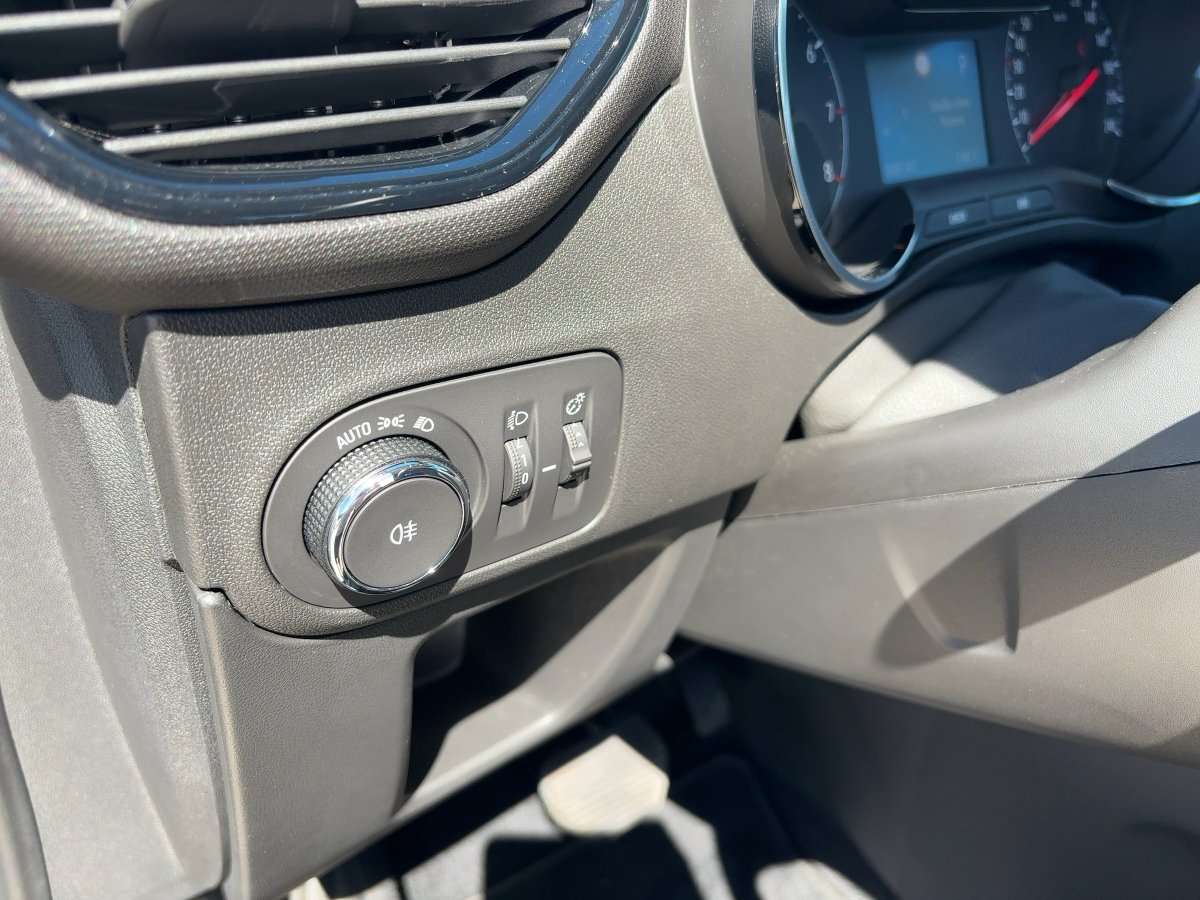 Fahrzeugbild eines Opel Crossland X