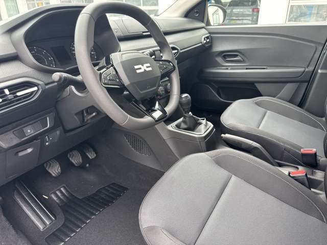 Fahrzeugbild eines Dacia Sandero