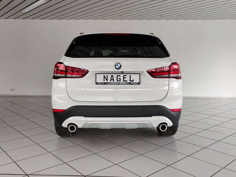 Fahrzeugbild eines BMW X1