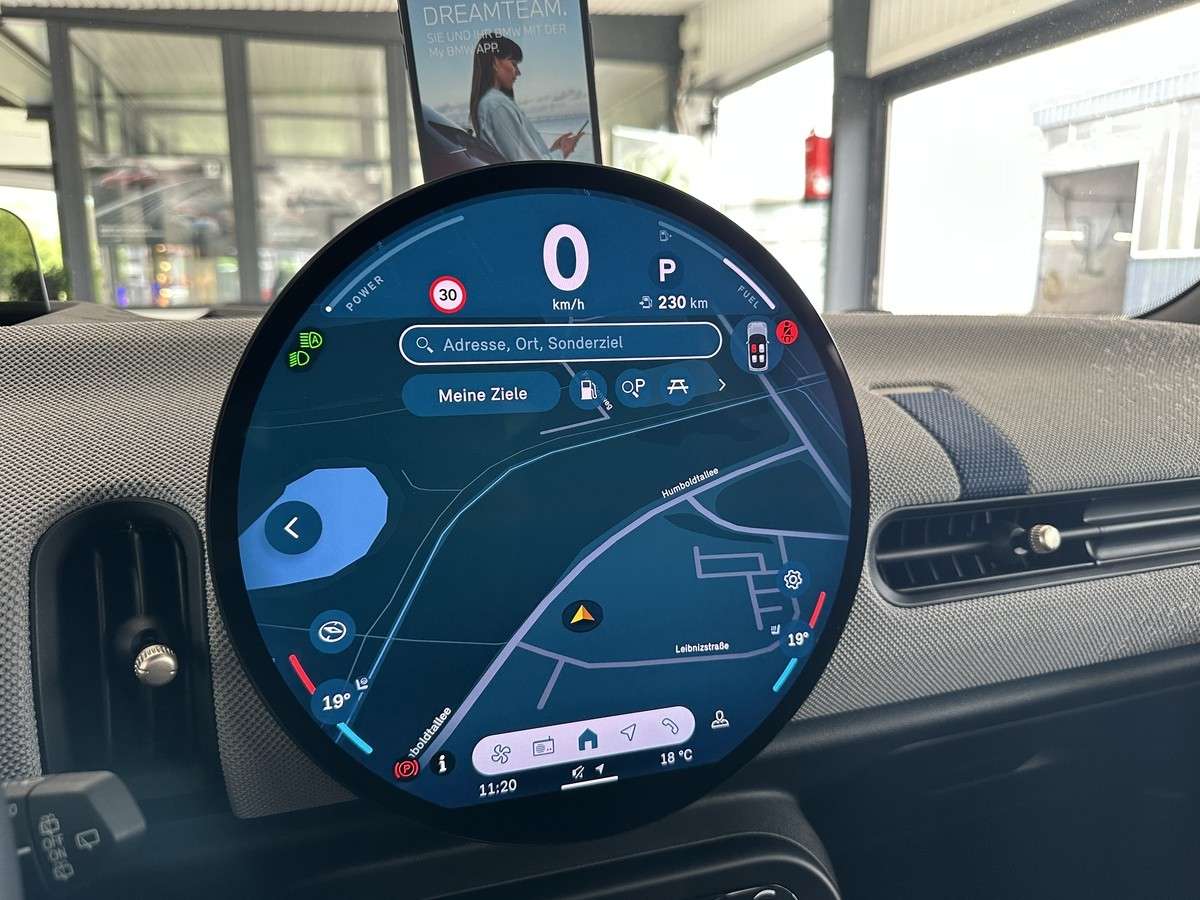 Fahrzeugbild eines MINI COOPER