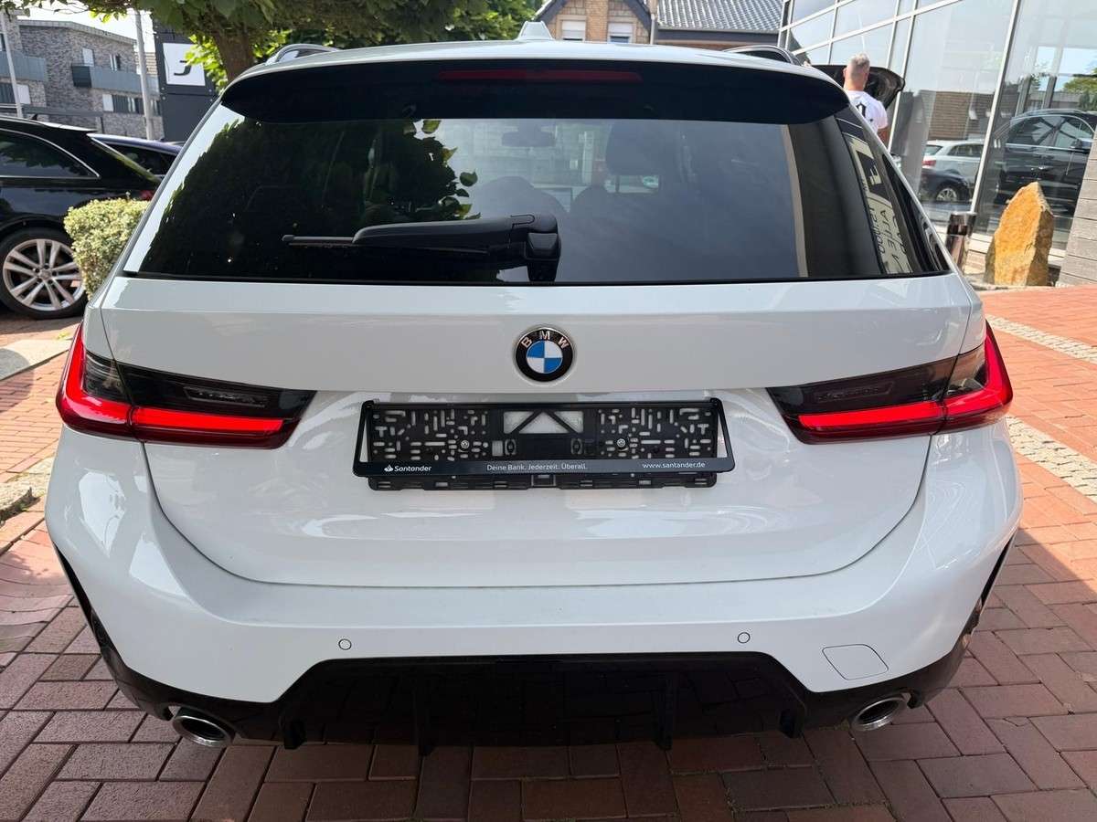 Fahrzeugbild eines BMW 3er-Reihe