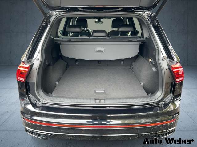 Fahrzeugbild eines Volkswagen Tiguan Allspace