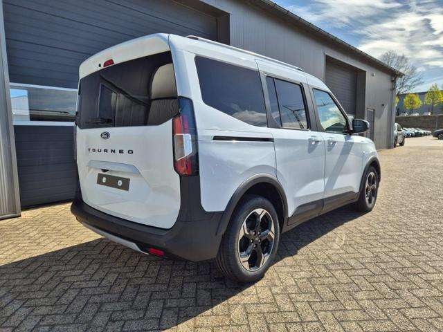 Fahrzeugbild eines Ford Tourneo Courier