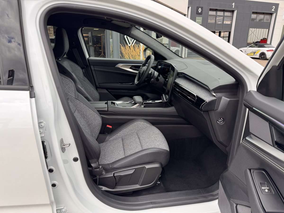 Fahrzeugbild eines Renault Austral