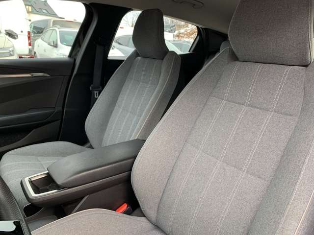 Fahrzeugbild eines Renault Megane E-TECH