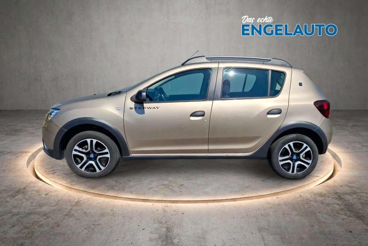 Fahrzeugbild eines Dacia Sandero