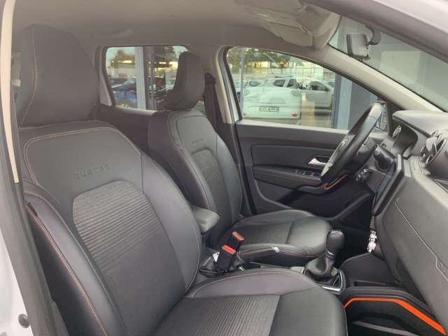 Fahrzeugbild eines Dacia Duster