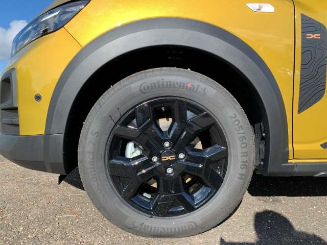 Fahrzeugbild eines Dacia Sandero