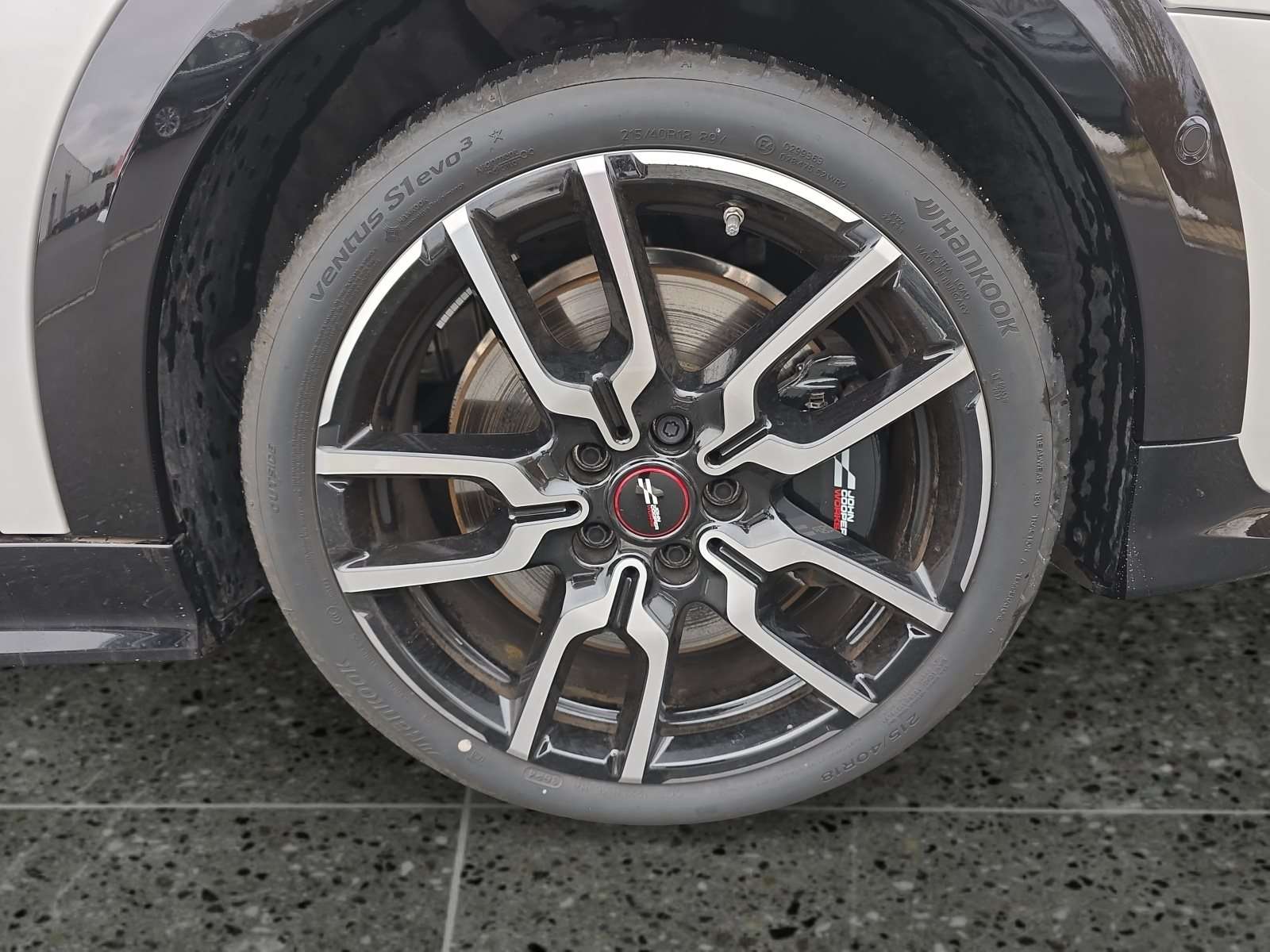 Fahrzeugbild eines MINI COOPER