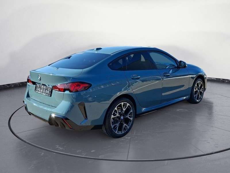 Fahrzeugbild eines BMW 2er-Reihe