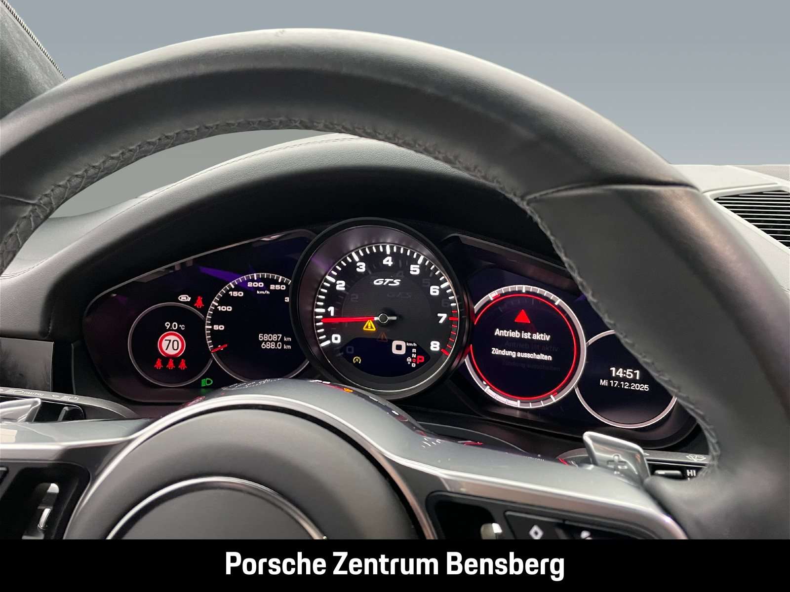 Fahrzeugbild eines Porsche Cayenne