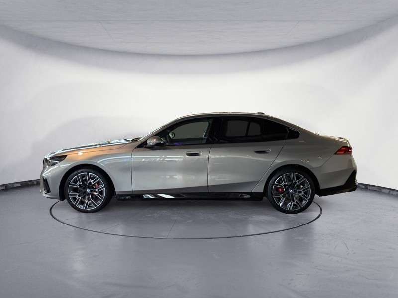 Fahrzeugbild eines BMW 5er-Reihe