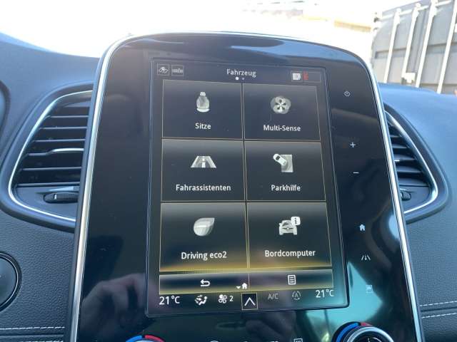 Fahrzeugbild eines Renault Grand Scénic