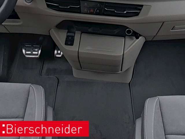 Fahrzeugbild eines Volkswagen Multivan