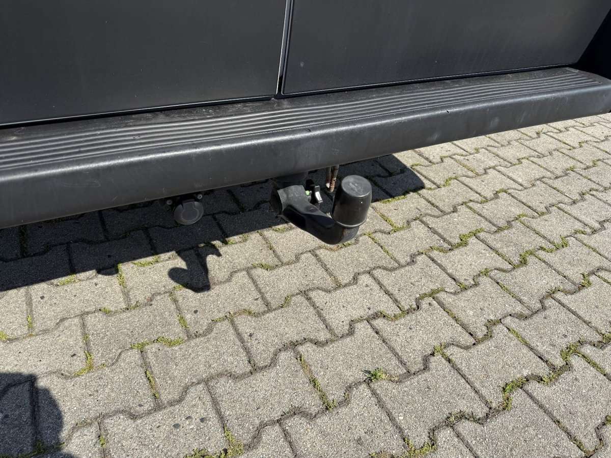 Fahrzeugbild eines Opel Movano