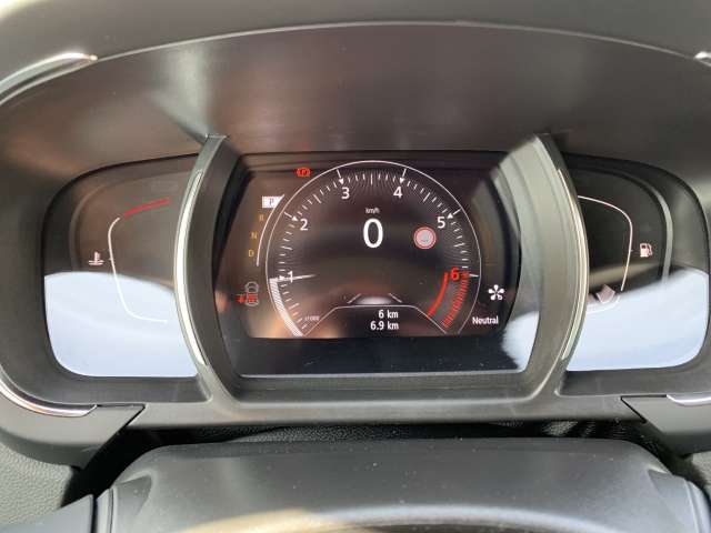 Fahrzeugbild eines Renault Grand Scénic