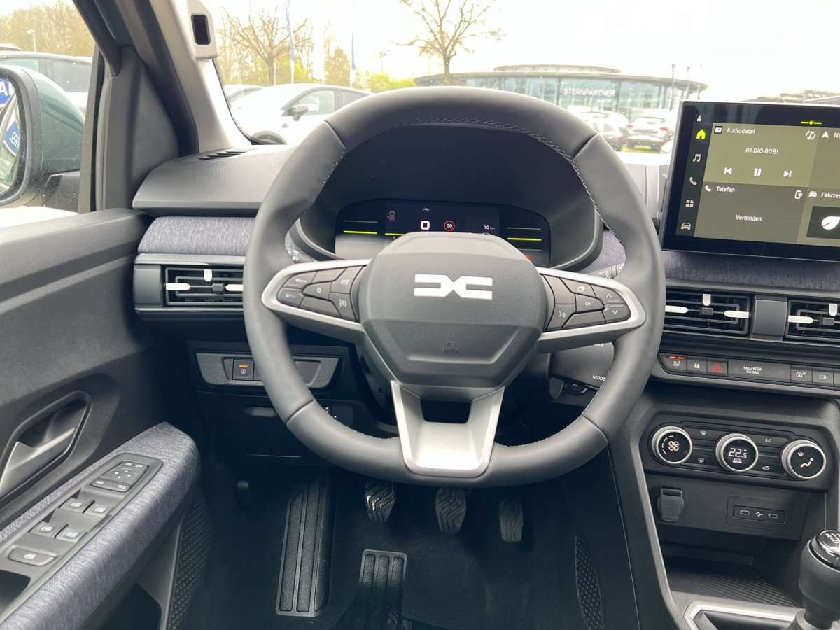 Fahrzeugbild eines Dacia Sandero