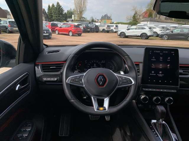 Fahrzeugbild eines Renault Arkana