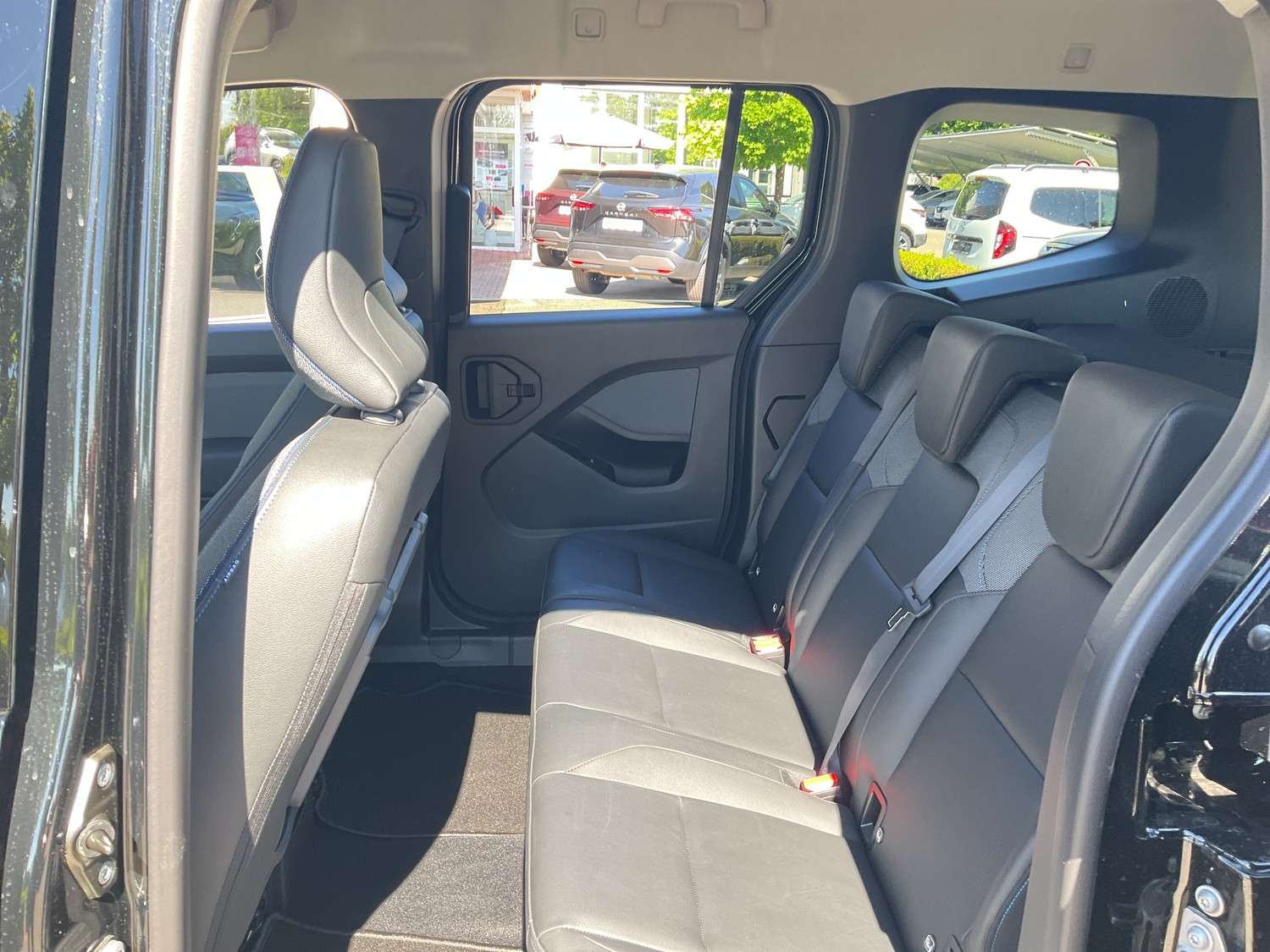 Fahrzeugbild eines Nissan Townstar