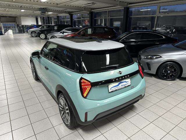 Fahrzeugbild eines MINI COOPER
