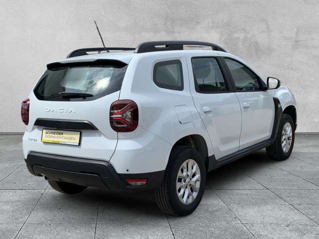 Fahrzeugbild eines Dacia Duster