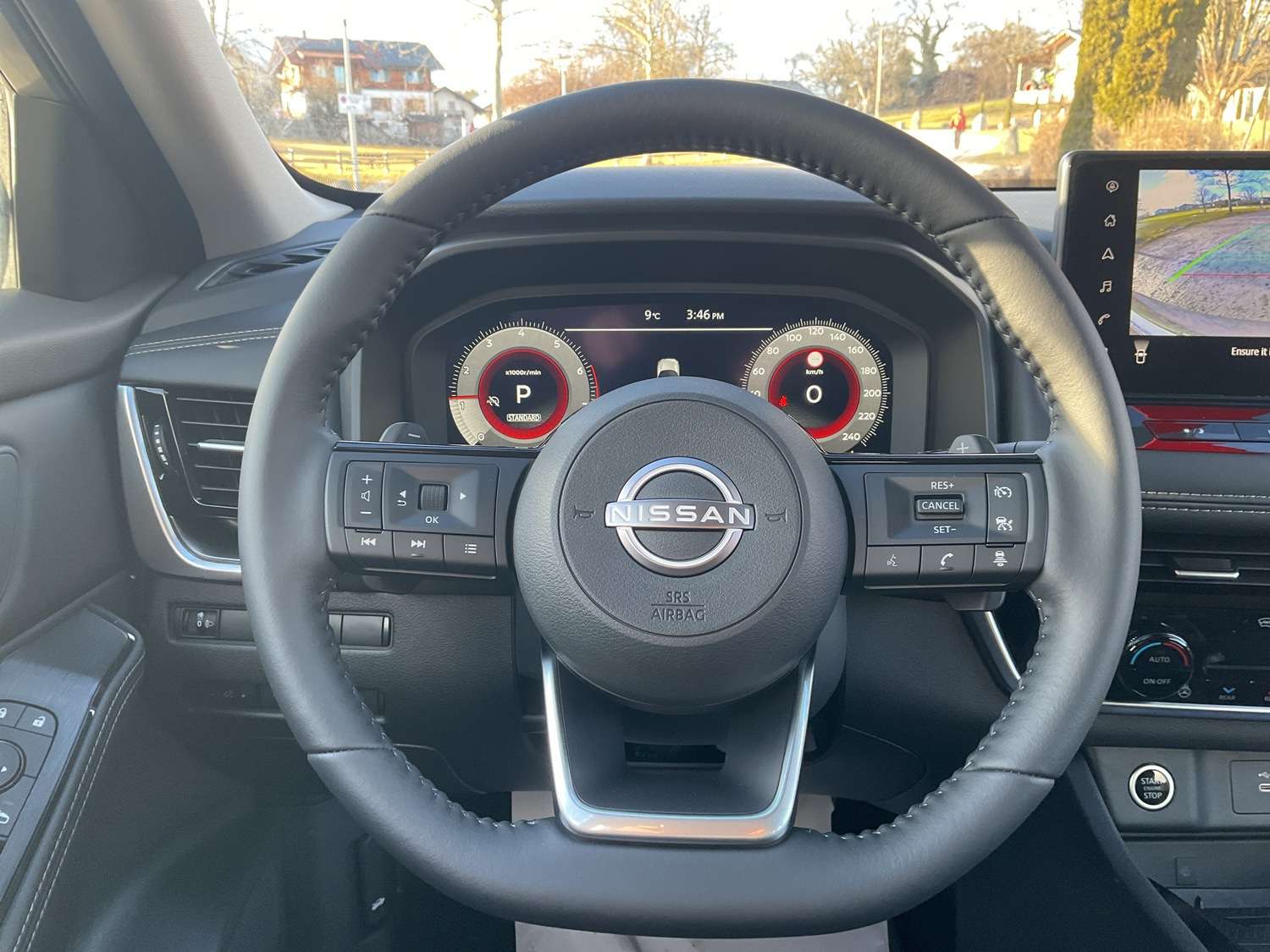 Fahrzeugbild eines Nissan X-TRAIL