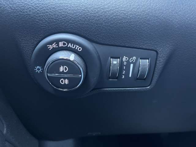 Fahrzeugbild eines Jeep Compass