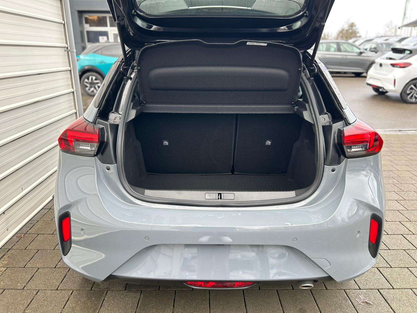 Fahrzeugbild eines Opel Corsa