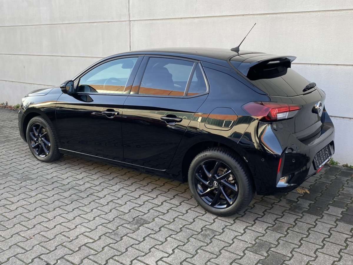 Fahrzeugbild eines Opel Corsa