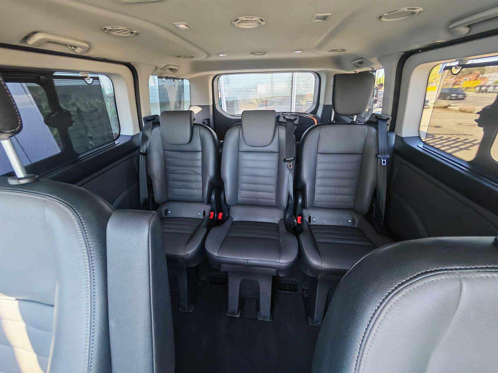 Fahrzeugbild eines Ford Tourneo Custom