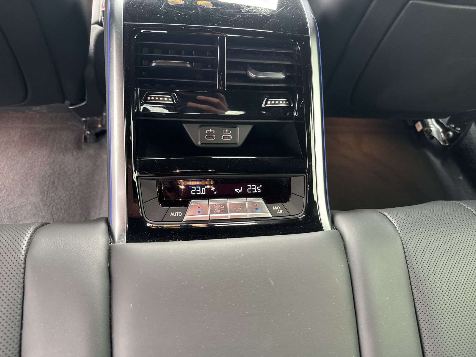 Fahrzeugbild eines BMW 8er-Reihe