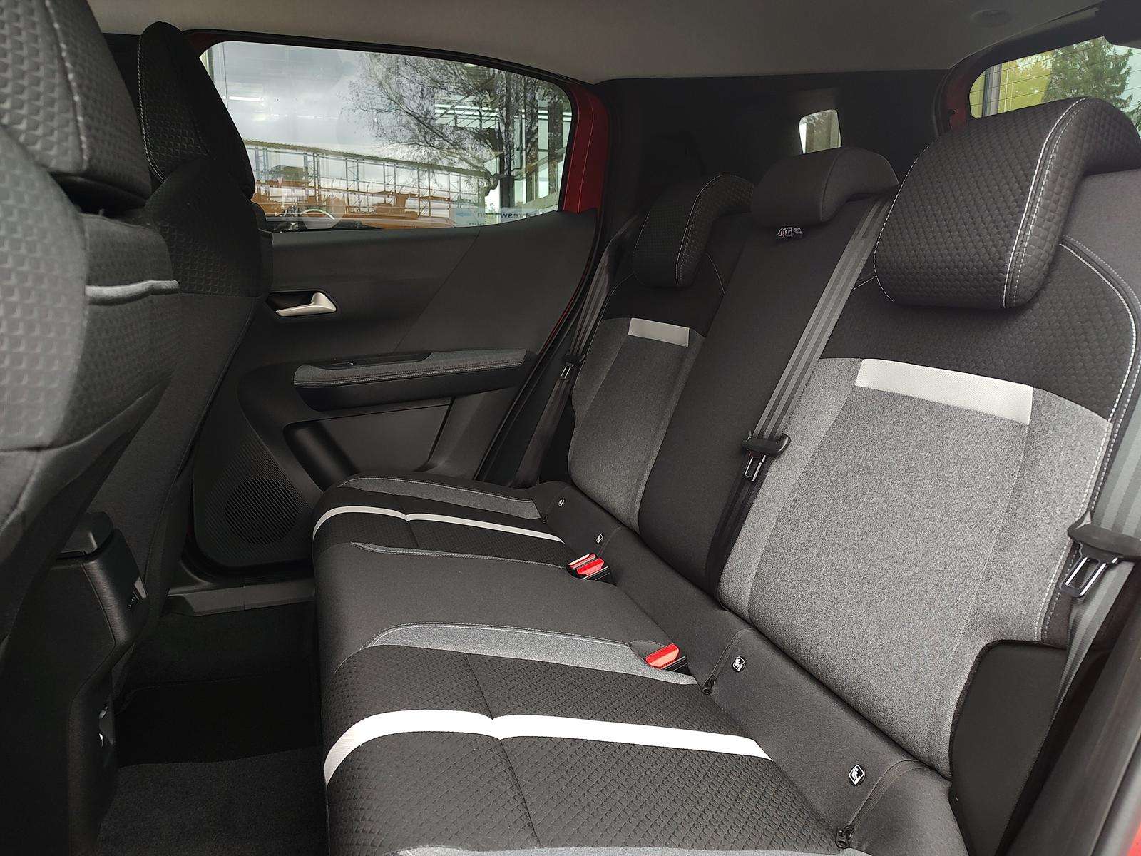 Fahrzeugbild eines Opel Frontera